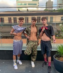 very nice young boys 5d6771879381d.jpg