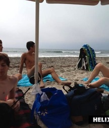 nudism and naturism on the beach 5d693ad6c98fc.jpg