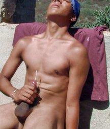 sperm on the belly 5d6aa7d93564c.jpg
