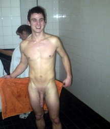 straight boys in the locker room 5d6b5763a8122.jpg