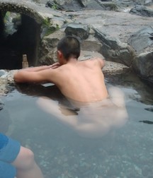 a day at the spa 5d6e94218a437.jpg