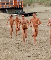 run all naked 5d6fecd07153b.jpg