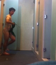 alone in the locker room 5d6fed757dae6.jpg