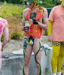the paint on the body 5d715773be16f.jpg