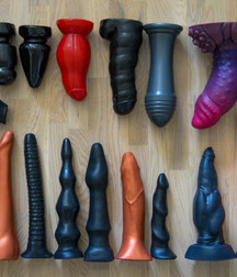 funny toys 5d747f05ce032.jpg