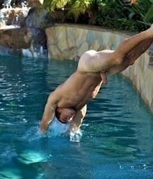 the perfect dive 5d77c8f18d197.jpg