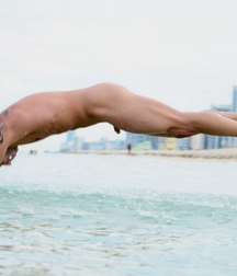 the perfect dive 5d77c936a9270.jpg