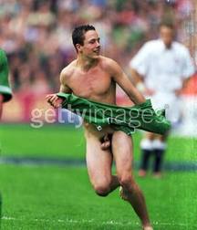  Streakers 5d7951646b546.jpg
