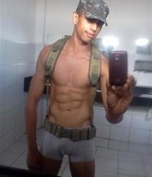 beautiful Colombian soldiers 5d7a8a0d2b1c8.jpg