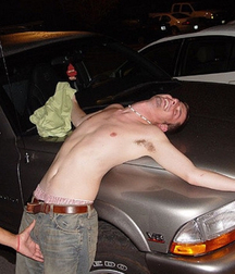 straight guys pretend to be gay 5d7dbfdabc7e8.jpeg