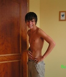 young male beauty 5d7dc1a7d7785.jpg
