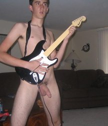 play me a song 5d811656f1312.jpg
