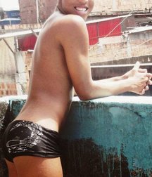 sensual underpants 5d8269364f040.jpg