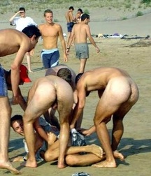 naked-straight-guys 5d8f936b34c6a.jpg