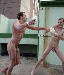 naked-straight-guys 5d8f9379087fc.jpg