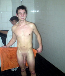 straight guys in the locker room 5d8f93d35dfbe.jpg