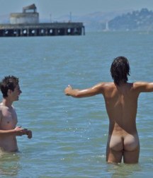 straight nudists 5d90cbae5b77e.jpg