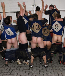straight ass 5d90cc3a4fecb.jpg