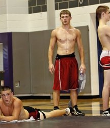 sport boys 5d90cdbdc8453.jpg