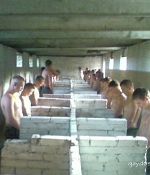 young Russian soldiers in the shower 5d91b188b85f6.jpg