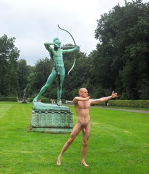 the naked archer 5d91b34254da7.jpg
