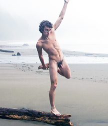 acrobatic positions 5d927cc66fefd.jpg