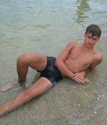 relax on the beach 5d9375f1c7d63.jpg