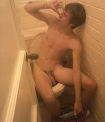 sitting on the toilet 5d9634a6b0d7b.jpg