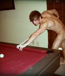 billiard players 5d96359a4853b.jpg