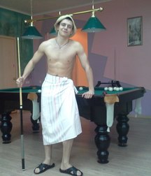 billiard players 5d9635b4d5d6e.jpg