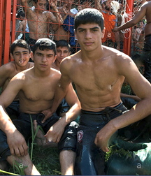 beautiful young Turkish fighters 5d970b6d5478b.jpg