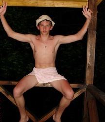 today I'm in the sauna 5d983252dbb59.jpg