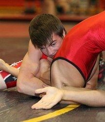 sports wrestlers 5d983352403d9.jpg