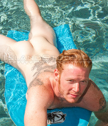 float naked 5d9833dc1772e.jpg