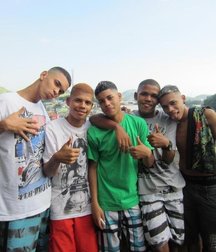South American boys 5d9ac355841ec.jpg
