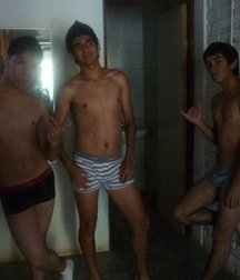 South American boys 5d9ac3676bc47.jpg