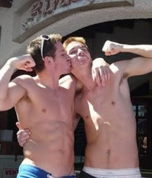 teen-boys-shirtless 5d9c9d0583b11.jpg