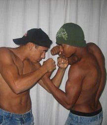 teen-boys-shirtless 5d9c9d217b68c.jpg