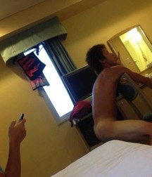 funny japanese straight guys 5d9f53bdeadee.jpg