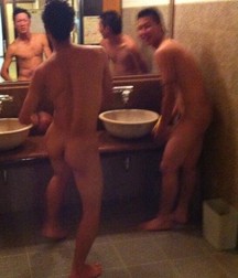 funny japanese straight guys 5d9f53d8069d7.jpg