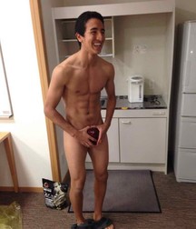 funny japanese straight guys 5d9f53e000114.jpg