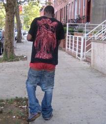 saggy-pants 5da766192ae39.jpg