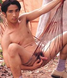 relax in the hammock 5da8ae2a441c7.jpg