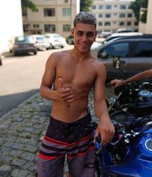 young straight Brazilian boys 5da8af7159845.jpg