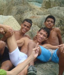 young straight Brazilian boys 5da8afa8b59d6.jpg