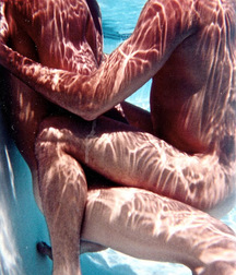 kids have fun in the pool 5da977a2baf42.jpg