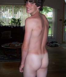 the boys round ass 5daafc28615c8.jpg