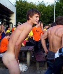 the boys have fun 5dac2b7a8cb6e.jpg