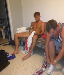 the boys have fun 5dac2b83b9b7b.jpg