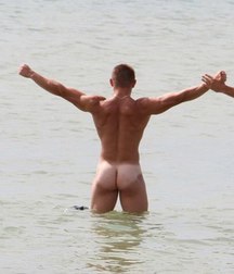 wet straight asses 5dae085e64924.jpg